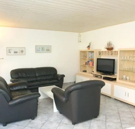 Deichlaeufer Norddeich (Norden)